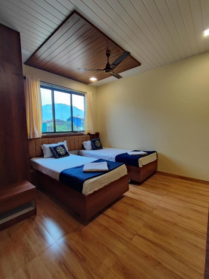 Hotel Starlit Нави Мумбай Екстериор снимка
